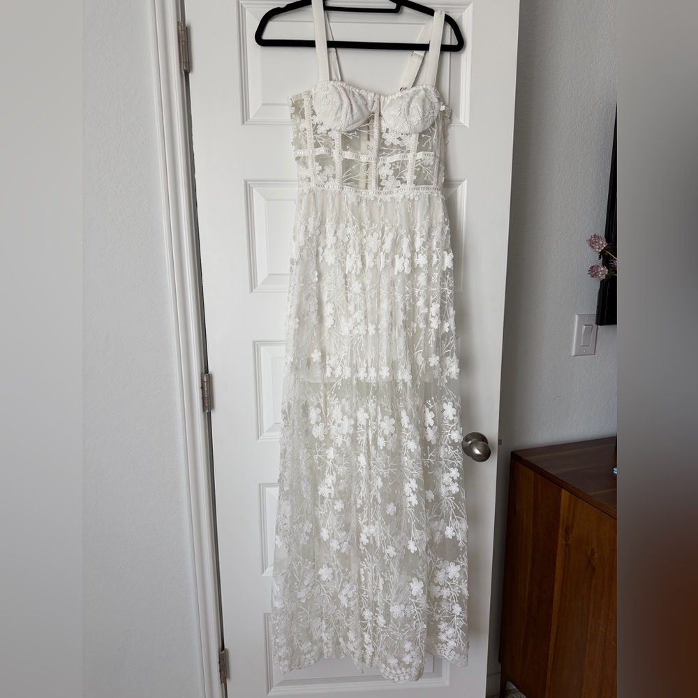 Bronx and Banco Ivory Floral Lace Strapless Maxi Dress